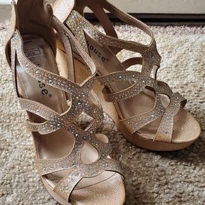 🔺Dollhouse Sequenced Wedge